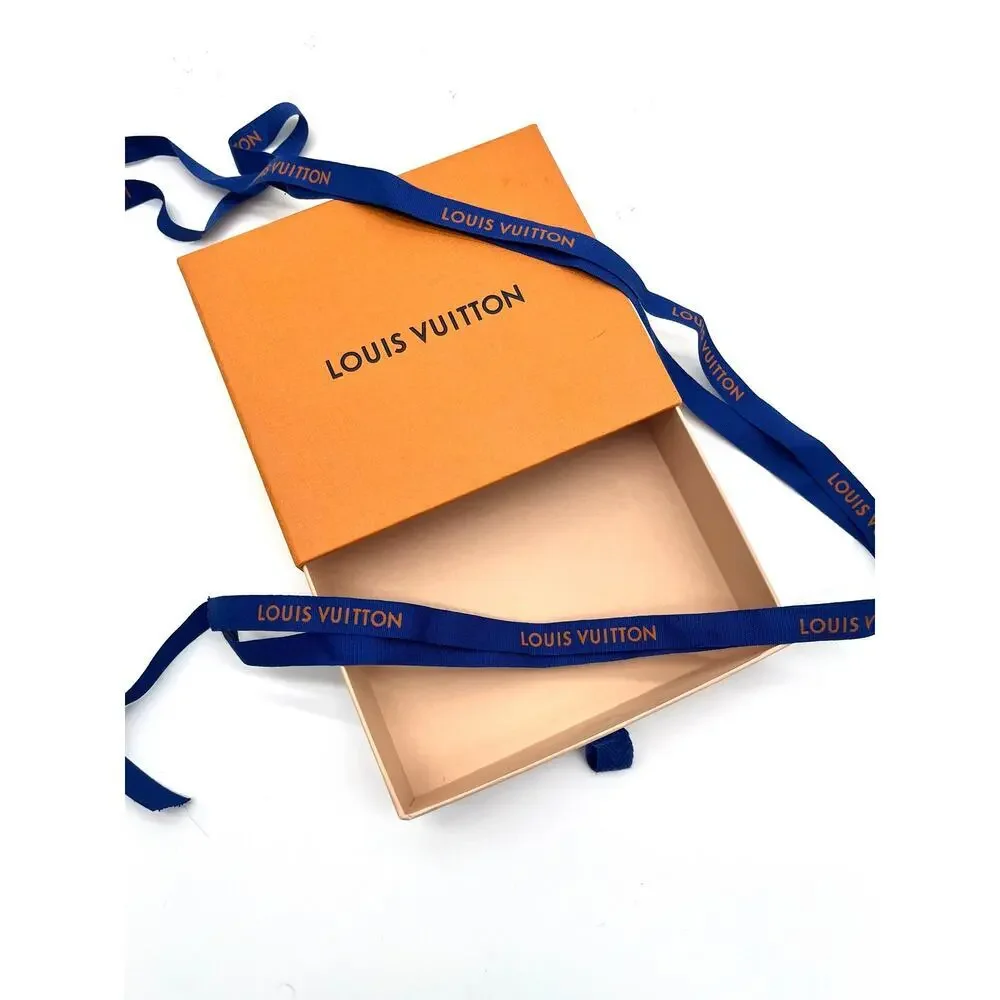 LOUIS VUITTON Gift Box Set and Ribbon